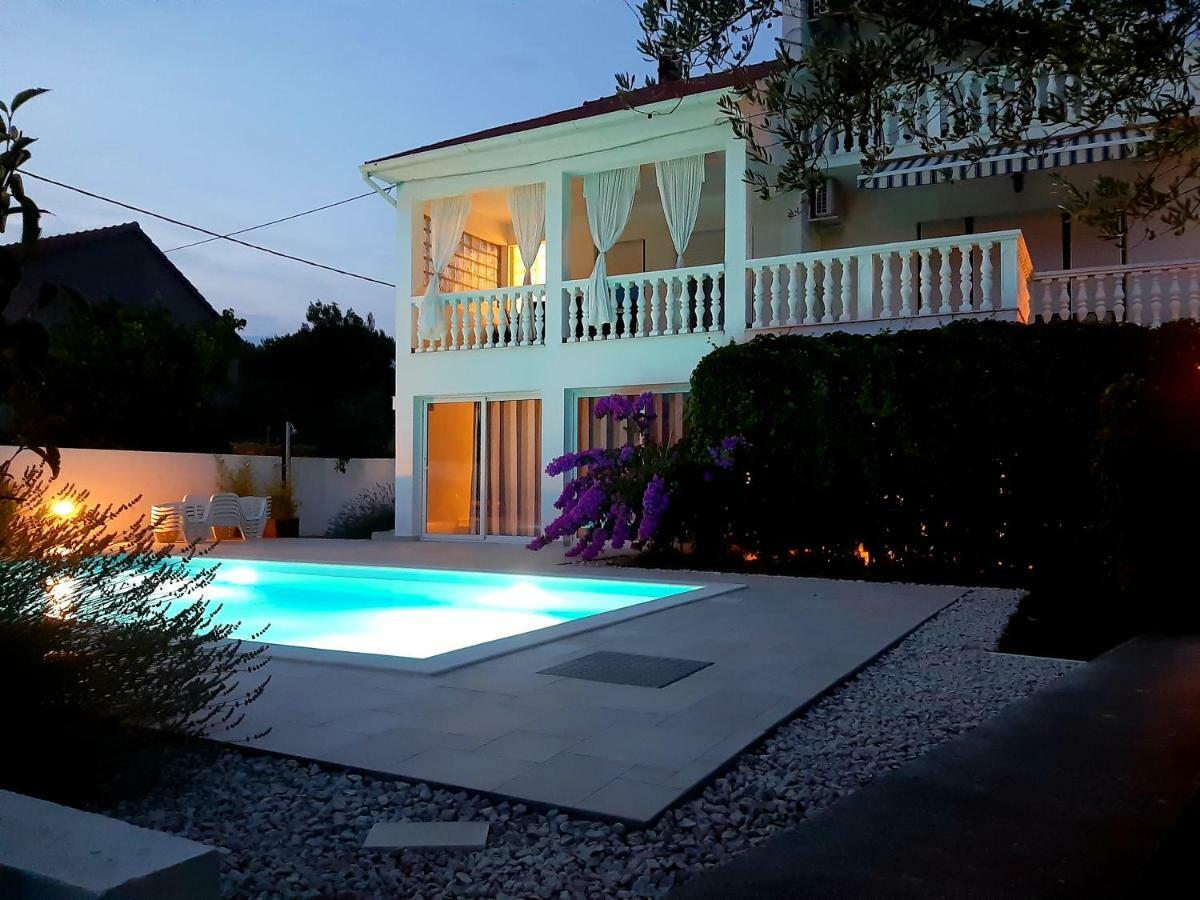 Holiday Home Villa Emma Debeljak Exterior photo